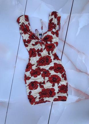 Мини платье в цветочный прин стильная трендовая модель со сборками2 фото