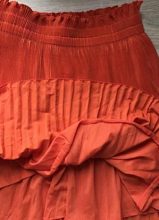 Яркая оранжевая юбка плиссе h&amp;m3 фото
