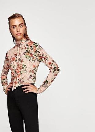 Изысканная блуза гольф в цветочный принт с птичками от zara5 фото