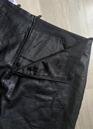 🪶 новая кожаная мини-юбка короткая юбка из эко-кожи divided m-l4 фото