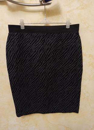 Красивая трикотажная плотная юбка пояс резинка принт анималистичный1 фото
