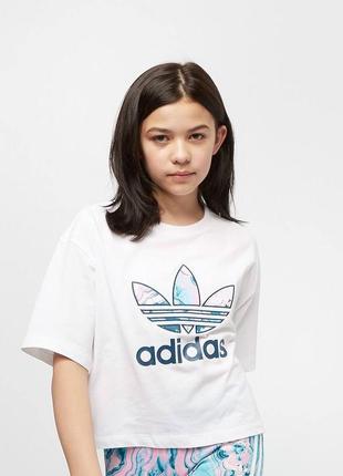 Хлопковая футболка топ с логотипом от adidas