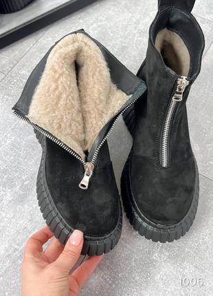 Замшевые зимние ботинки из натуральной замши3 фото