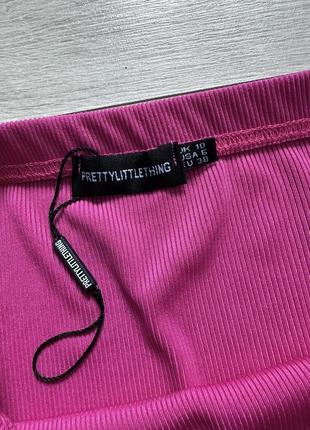 Ярко-розовая мини-юбка в рубчик prettylittlething8 фото
