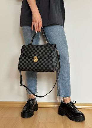 Черная сумка портфель в клетку в стиле louis vuitton2 фото