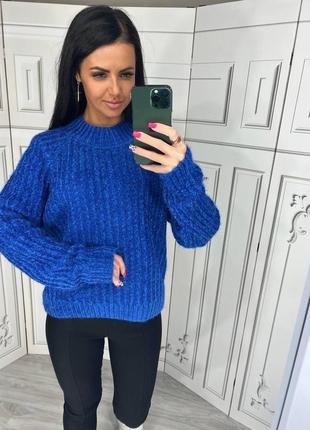 Жіночий яскравий светр з велюром однотонний теплий