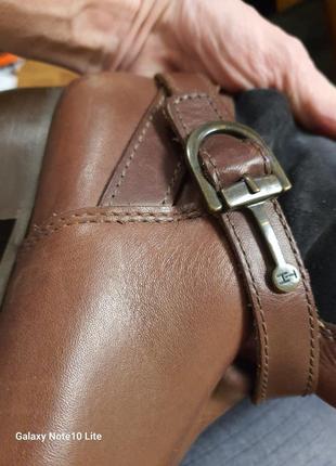 Tommy hilfiger стильные кожаные сапоги6 фото