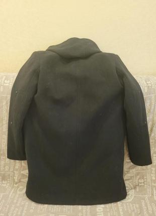 Мужское кашемировое пальто м-l, в отличном состоянии, одевалось до 20 раз не больше....