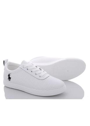 Стильные женские белые кеды