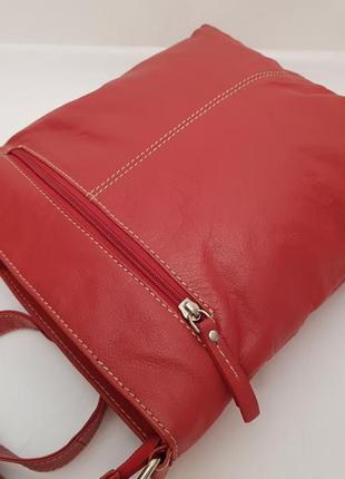 Супербесподобная эффектная кожаная сумка crossbody8 фото