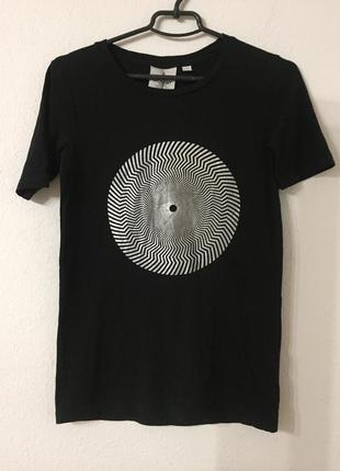 Футболка жіноча р. xs  cheap monday