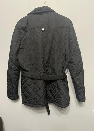 Куртка классическая с поясом м-л2 фото
