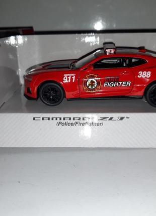 Машинка іграшкова camaro zl1 kinsmart інерційний 1:32 firefighter