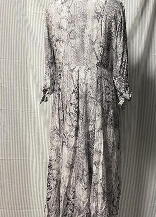 Жіноча максі сукня з тваринним принтом mint velvet4 фото