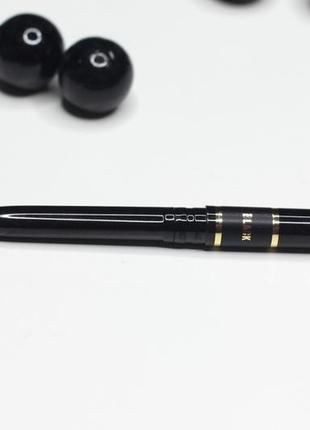 Чёрный автоматический карандаш для глаз с растушёвкой6 фото