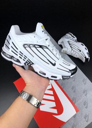 Мужские кроссовки nike air max plus tn  белые с черным