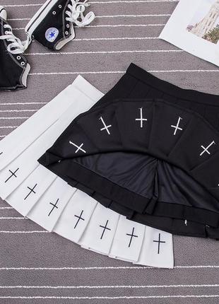 Юбка со складками черная с шортиками 6755 гранж кресты юбка-шорты на резинке плиссированная3 фото