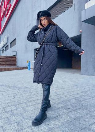 Женское зимнее стеганое пальто с закругленными боковыми разрезами размеры 42-485 фото