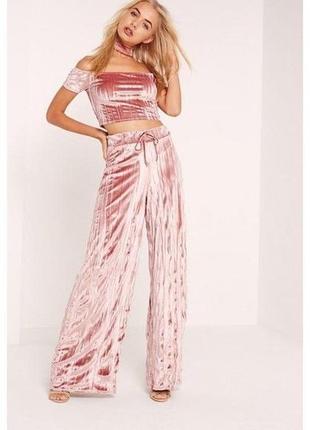 Велюровые брюки плиссе штаны missguided