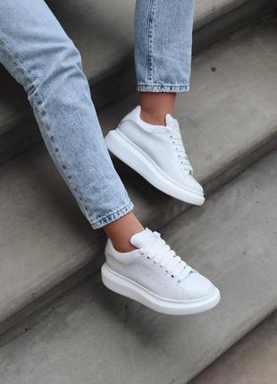 Кросівки mcqueen white pearl ( premium ) кросівки3 фото