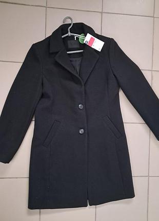 Пальто жіноче