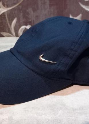 Кепка  nike метал оригінал2 фото