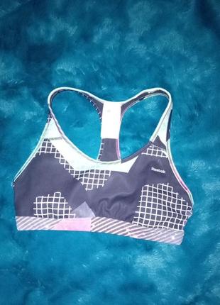 Топ спортивний