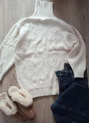 Вовняний светр