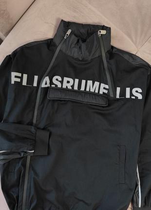 Спортивна куртка elias rumelis
оригінал, rrp 250€3 фото