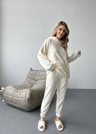 Пушистая тёплая махровая пижама бежевая коричневая мокко мягкая для дома для сна костюм комплект для бани для сауны брюки штаны кофта свитер худи3 фото