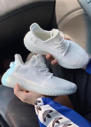 Кроссовки adidas yeezy boost 350 v2 white2 фото