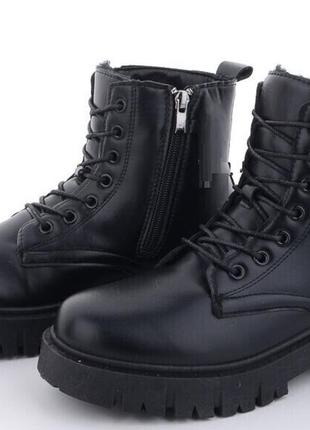Зимові чорні черевики хутро5 фото