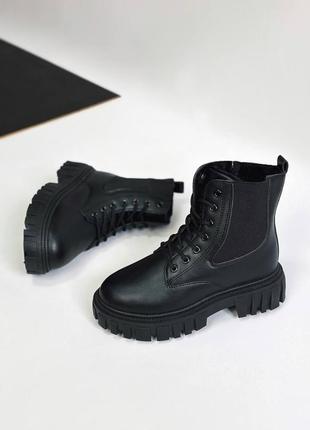 Зимові чорні черевики хутро4 фото