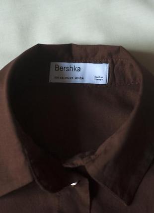 Коричневая котоновая женская рубашка bershka, размер xs, s6 фото