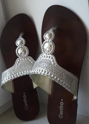 Босоножки шлепанцы римлянки сланцы блестящие р.40