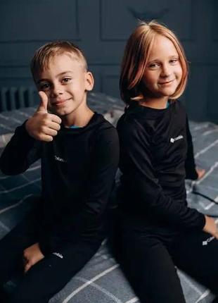 Термобілизна дитяча для дівчаток та хлопчиків чорна на флісі1 фото