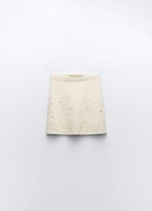 Трикотажная юбка с искусственными жемчужинами5 фото