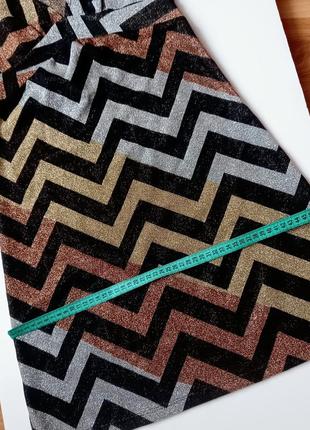 Золото, срібло та бронза - трикотажна сукня, крупний зигзаг