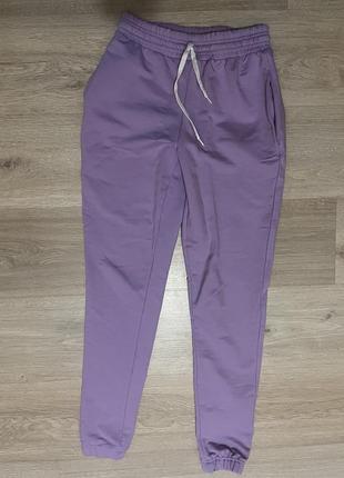 Штани спортивні лавандового кольору