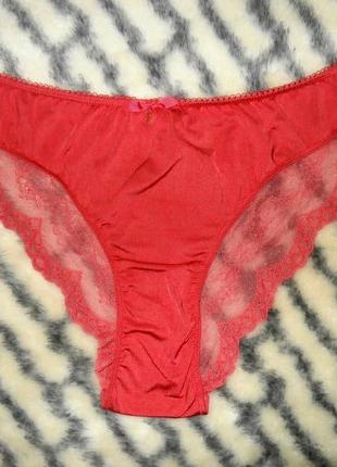 Дуже красиві трусики з мереживом gossard