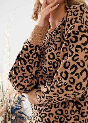 Длинный свитер туника с леопардовым принтом7 фото