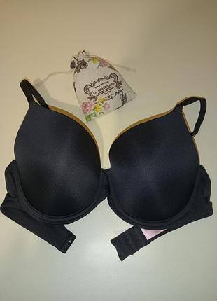 Бюстгальтер черный с пуш-ап  hunkemoller  р. 75с/34с5 фото