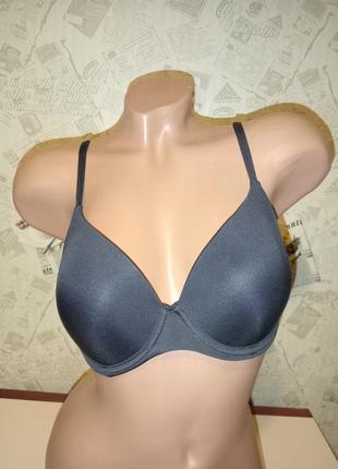 Бюстгальтер чорний з пуш-ап  hunkemoller  р. 75с/34с