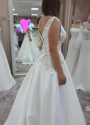 Ексклюзивна весільна сукня а-силует, розм.445 фото