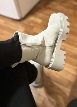 Черевики/чоботи/ботильйони zara на тракторній підошві
