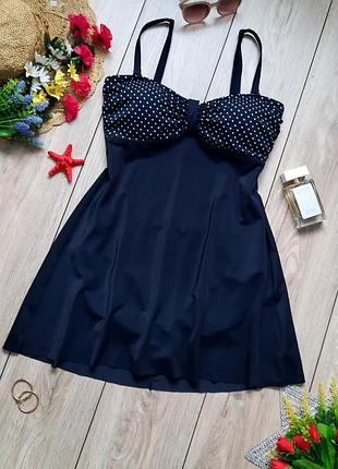 Купальник суцільний, купальник плаття, купальник з спідницею, купальник з юбкою.