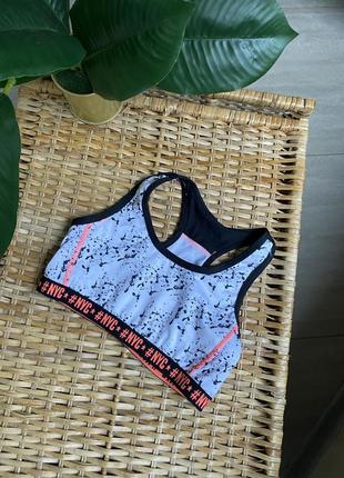 Спортивний топ