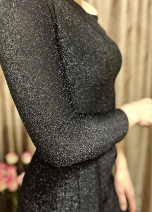 Черное платье с люрексом