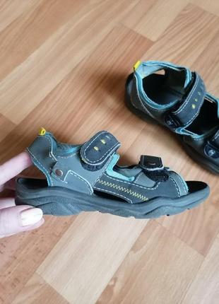 Босоножки 27-28р