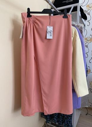 Шикарная юбка юбка-миди с разрезом на завязке персиковая na-kd4 фото